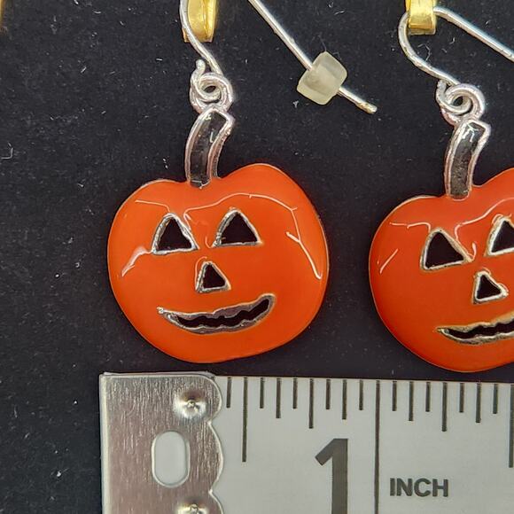 Jack-O-Lantern drop dangle Halloween Earrings Pumpkin Enamel hook - Picture 4 of 7